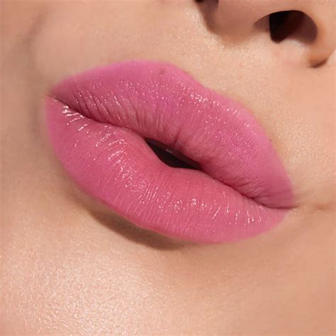 Besame Magic Pink Lipstick: The Key to a Bold and Beautiful Look